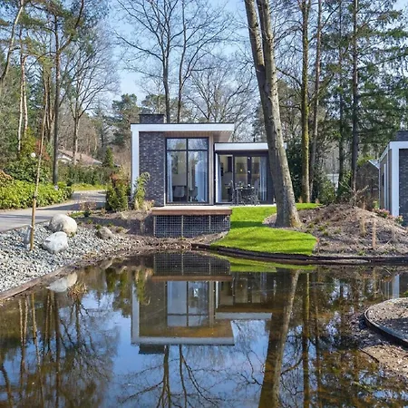 Luxury Near Veluwe Park, Cleaning Included * Хундерло
