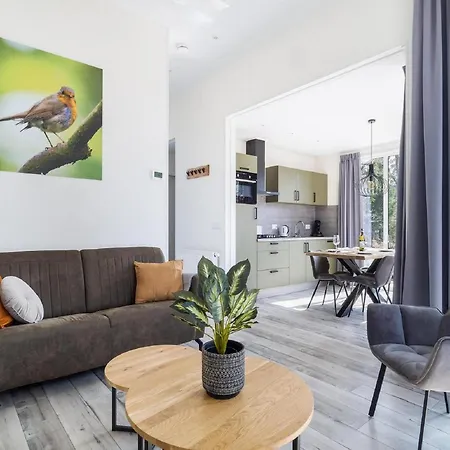 Дом отдыха Luxury Near Veluwe Park, Cleaning Included Хундерло