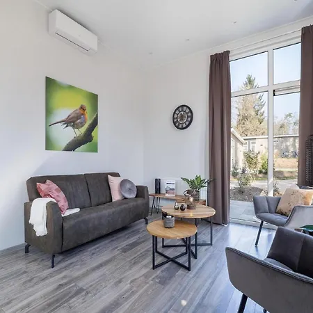 Luxury Near Veluwe Park, Cleaning Included * Хундерло